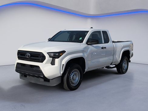 Used 2024 Toyota Tacoma SR image 6