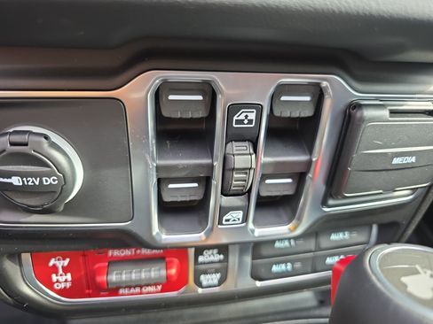 New 2026 Jeep Wrangler Unlimited Rubicon 392 w/ Quick Order Package 27X Moab AWD/4WD image 8