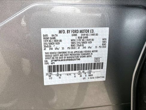 Used 2024 Ford Edge Titanium w/ Equipment Group 301A AWD/4WD image 35