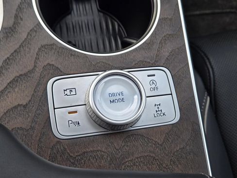 Used 2025 Genesis GV80 3.5T Prestige AWD/4WD image 32