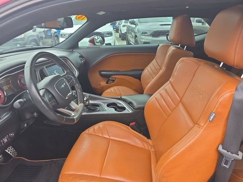 Used 2018 Dodge Challenger SRT Hellcat image 14