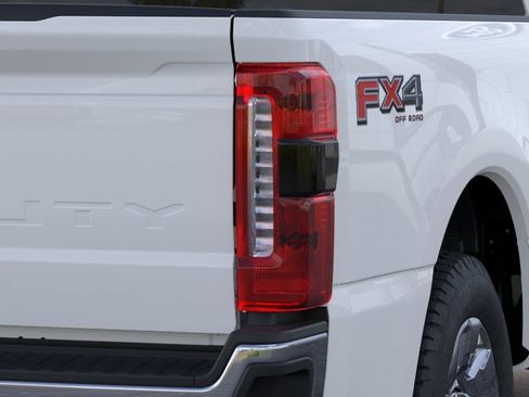 New 2026 Ford F250 Lariat AWD/4WD image 21