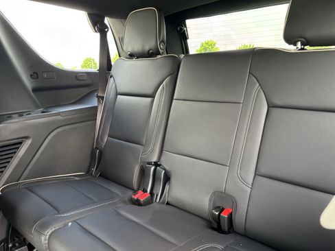 Used 2025 Chevrolet Tahoe Premier w/ Sun And Tow Package RWD image 32