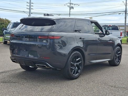 Used 2023 Land Rover Range Rover Sport SE Dynamic AWD/4WD image 11