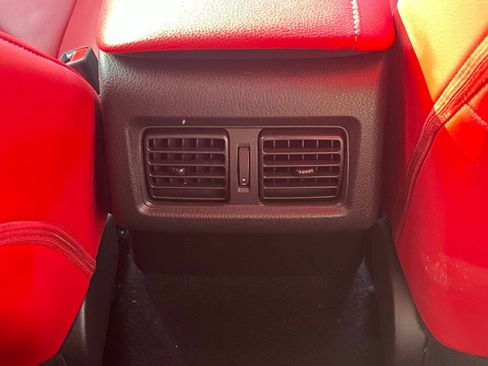 Used 2024 Toyota Camry XSE FWD image 18