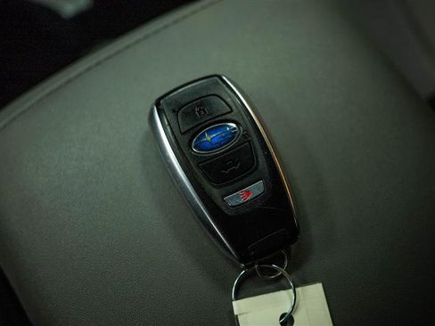 Used 2025 Subaru Outback Premium image 25