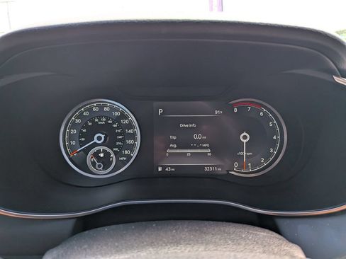 Used 2023 Genesis G70 3.3T w/ Sport Prestige Package RWD image 22