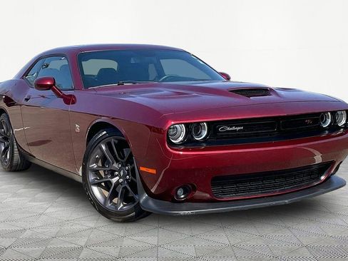 Used 2022 Dodge Challenger R/T Scat Pack image 1