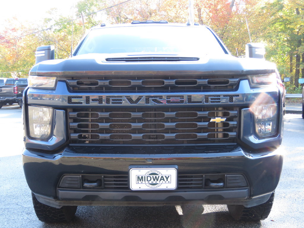 Used 2021 Chevrolet Silverado 2500 Custom w/ Custom Value Package AWD/4WD image 2