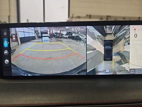 Used 2022 Genesis GV70 3.5T Sport w/ Sport Prestige Package image 23