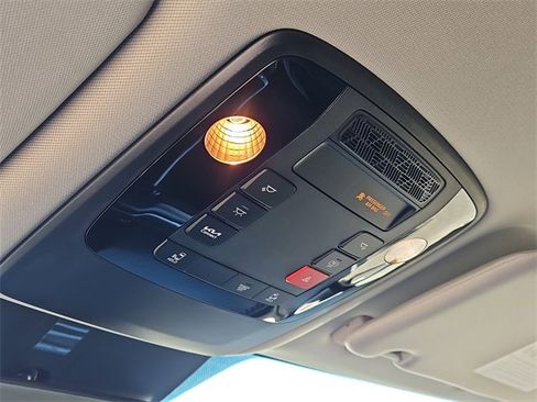 New 2026 Kia Carnival LXS image 30