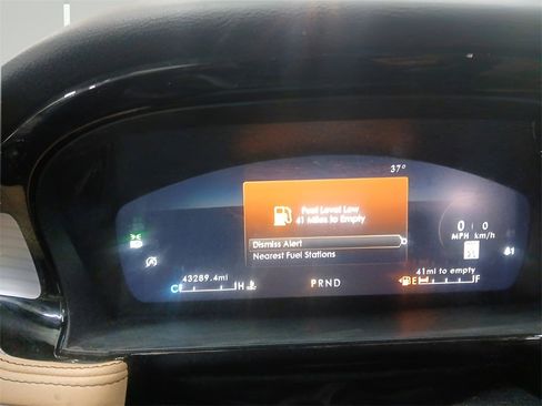 Used 2021 Lincoln Corsair Reserve image 10