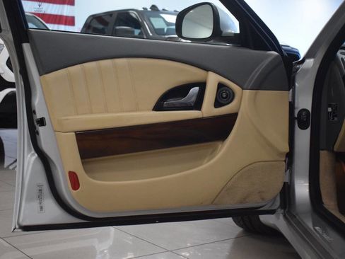 Used 2011 Maserati Quattroporte S RWD image 42