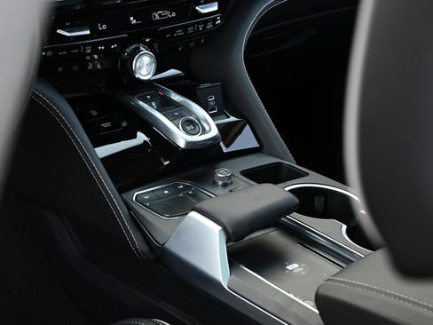 Used 2024 Acura MDX SH-AWD w/ Advance Package image 24