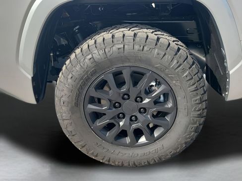 New 2026 Toyota Tundra SR5 image 18