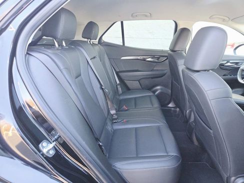 Used 2024 Buick Envision Preferred image 15