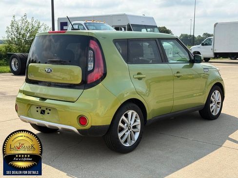 Used 2018 Kia Soul + FWD image 5