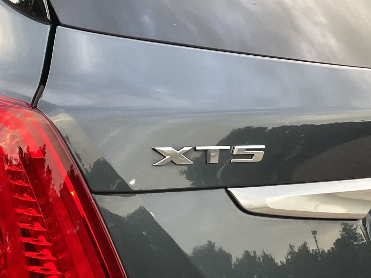 Used 2019 Cadillac XT5 Luxury FWD image 39