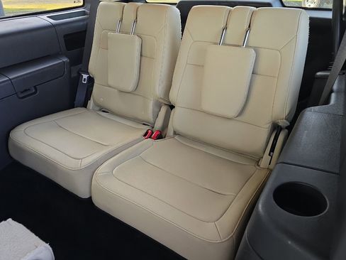 Used 2018 Ford Flex SEL w/ Equipment Group 202A image 15