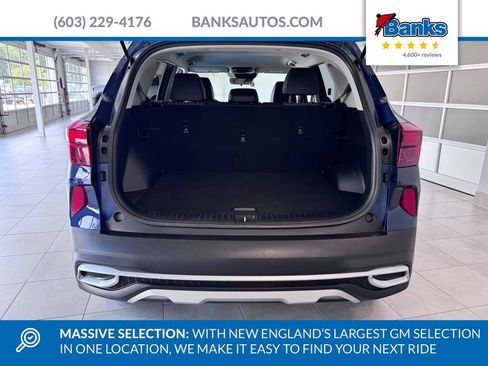 Used 2023 Kia Seltos S w/ Navigation Package AWD/4WD image 8