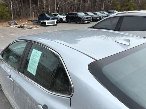 Used 2023 Toyota Camry LE image 10