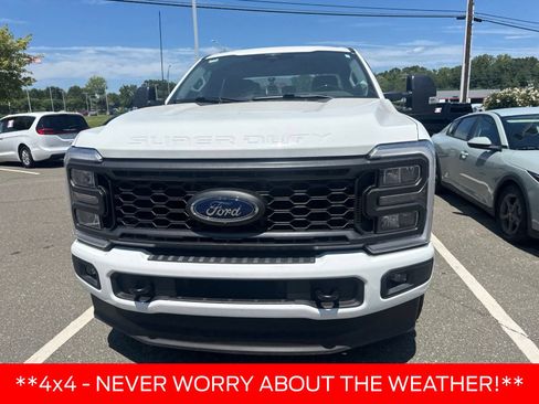 Used 2023 Ford F250 XL w/ STX Appearance Package AWD/4WD image 3