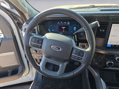 Used 2025 Ford F250 Lariat w/ Chrome Package image 12
