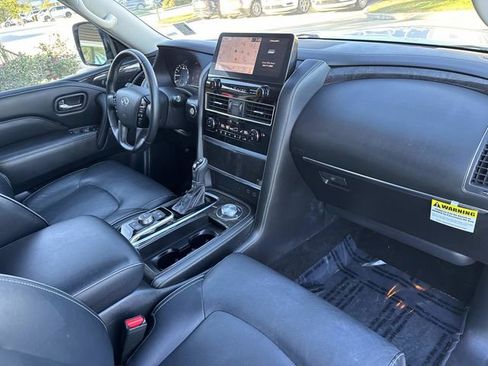 Used 2024 INFINITI QX80 Luxe image 13