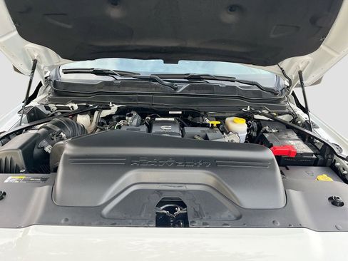 Used 2024 RAM 3500 Big Horn image 28