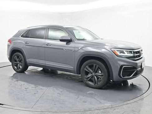 Used 2022 Volkswagen Atlas Cross Sport SEL R-Line w/ Cross Sport MDO Package image 7