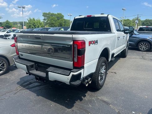 Used 2026 Ford F350 Platinum w/ Platinum Plus Package AWD/4WD image 5