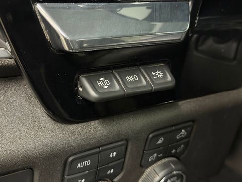 Certified 2024 Chevrolet Silverado 2500 LTZ w/ LTZ Convenience Package image 40