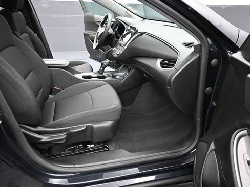 Used 2023 Chevrolet Malibu LT FWD image 19