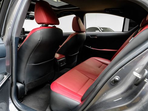 Used 2024 Lexus IS 300 w/ Comfort Package image 39