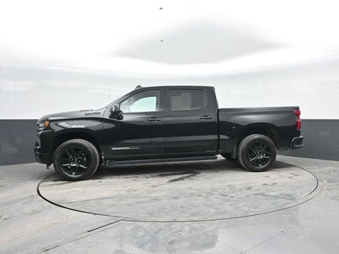 Used 2025 Chevrolet Silverado 1500 High Country w/ Midnight Edition AWD/4WD image 4