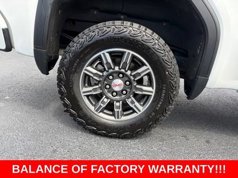 Used 2024 GMC Sierra 1500 AT4 w/ AT4 Preferred Package AWD/4WD image 7