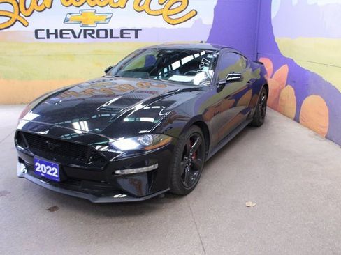 Used 2022 Ford Mustang GT Premium image 4