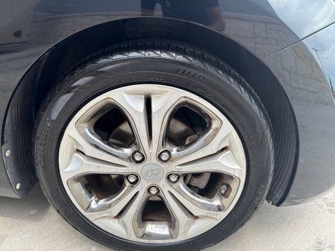 Used 2013 Hyundai Elantra GT w/ Style Pkg FWD image 10