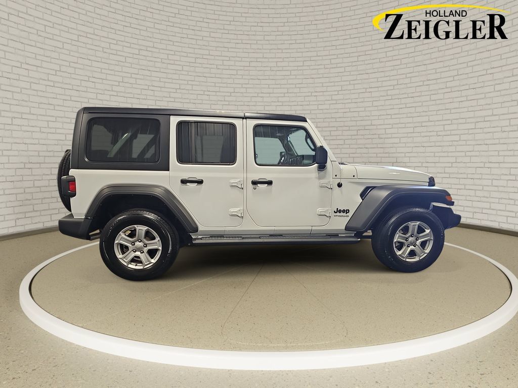 Used 2022 Jeep Wrangler Unlimited Sport AWD/4WD image 4