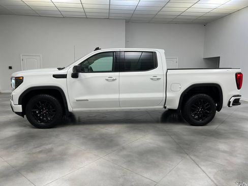 Used 2024 GMC Sierra 1500 Elevation AWD/4WD image 5