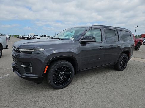 New 2026 Jeep Grand Wagoneer Limited AWD/4WD image 2