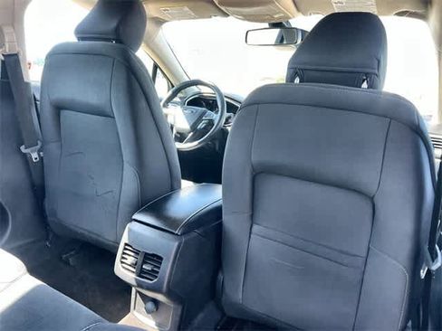 Used 2020 Ford Fusion SE image 13