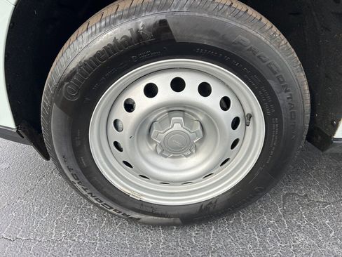 Used 2024 Ford Maverick XL image 22