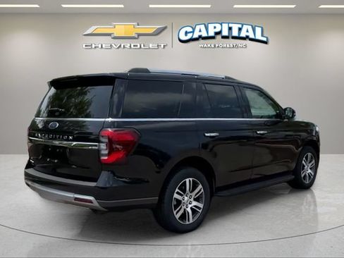 Used 2024 Ford Expedition Limited RWD image 5