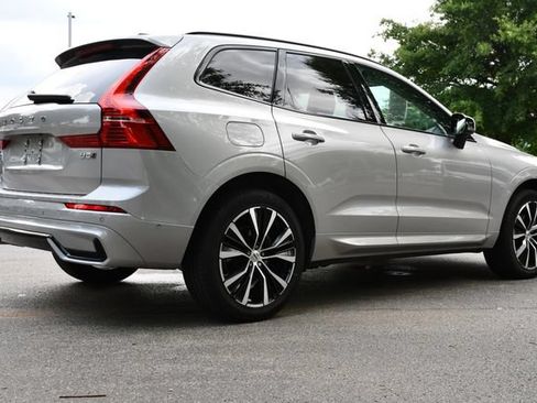 Certified 2023 Volvo XC60 B5 Plus w/ Climate Package AWD/4WD image 7