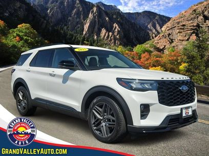 Used 2025 Ford Explorer ST