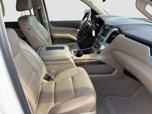 Used 2020 GMC Yukon SLT w/ Open Road Package AWD/4WD image 9