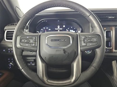 Used 2023 GMC Yukon XL Denali Ultimate image 26