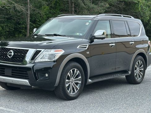 Used 2018 Nissan Armada SL w/ Moonroof Package AWD/4WD image 2