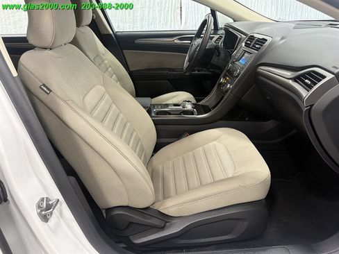 Used 2018 Ford Fusion S FWD image 21